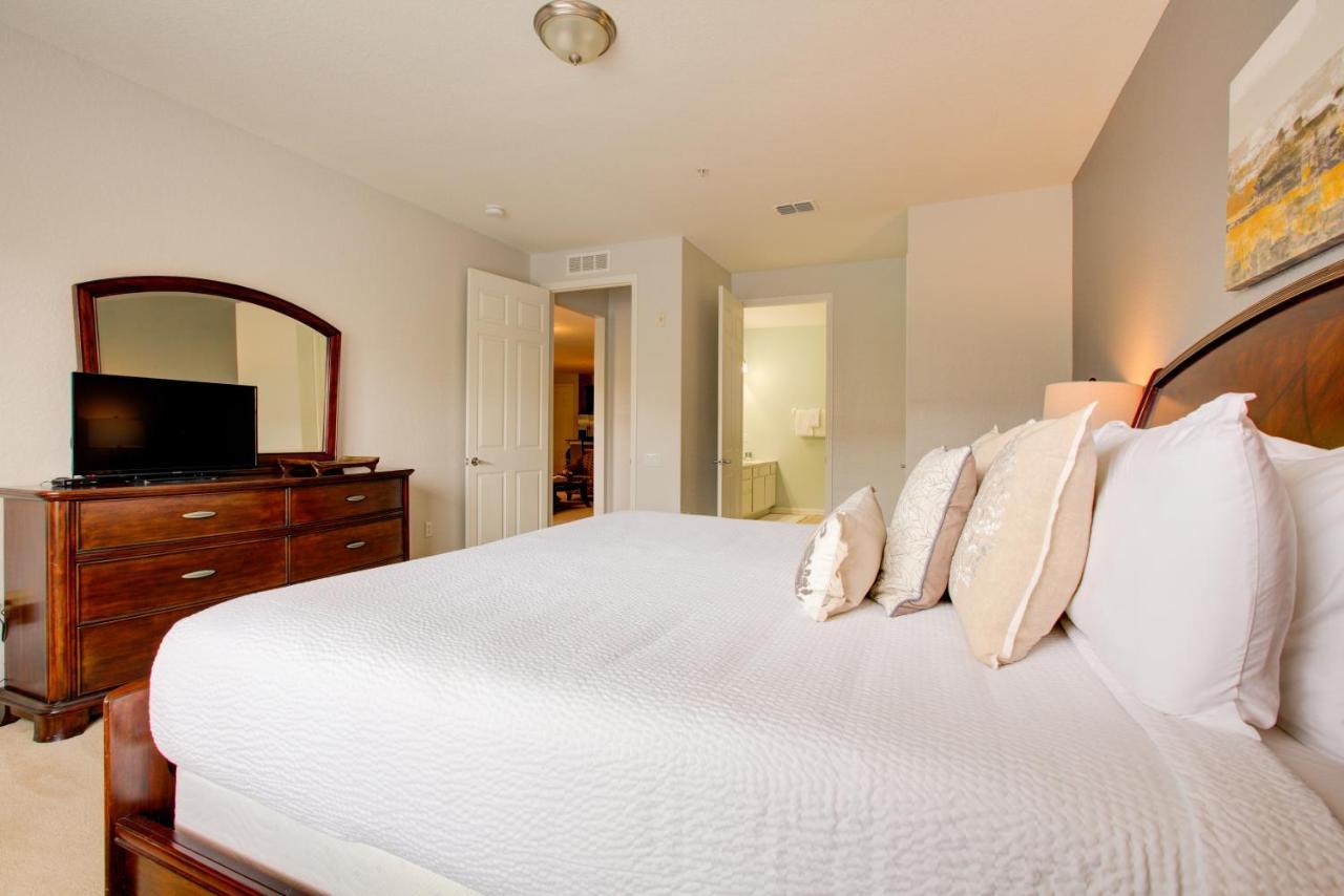 Cozy Condo Wprivate Balcony In Vista Cay Resort Kissimmee Exterior foto